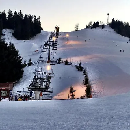 33 A 8 Ad Kamzik Apartament