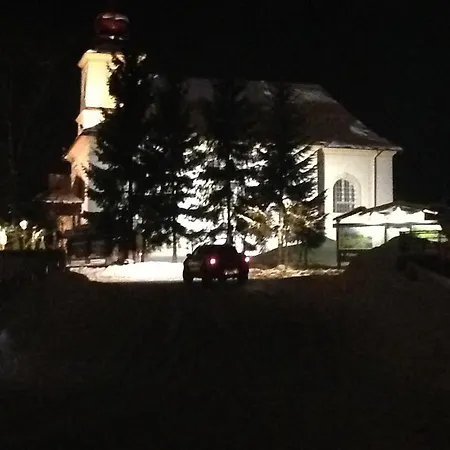 Apartament 33 A 8 Ad Kamzik