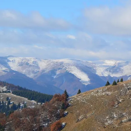 33 A 8 Ad Kamzik * Donovaly