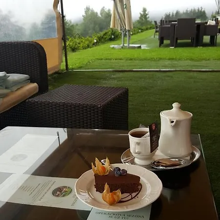 Apartament 33 A 8 Ad Kamzik