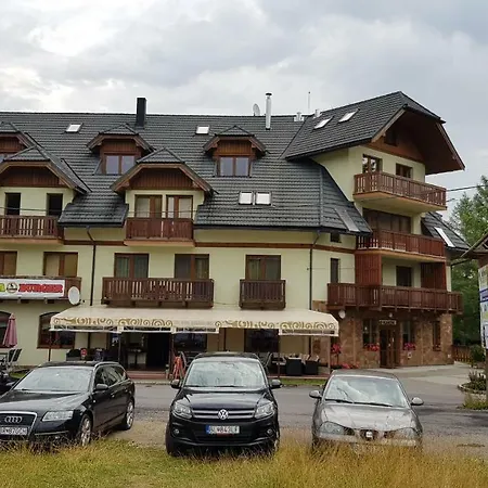 Apartament 33 A 8 Ad Kamzik